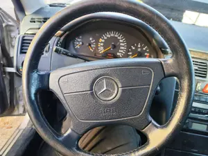 Foto de AIRBAG DELANTERO IZQUIERDO MERCEDES-BENZ CLASE E (BM 210) BERLINA 3.0 Turbodiesel CAT (177 CV / 130 KW) referencia A140460279864 9B51