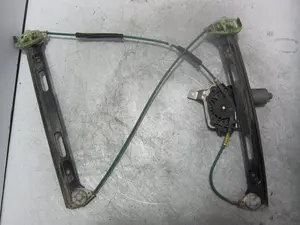 Foto de ELEVALUNAS DELANTERO DERECHO BMW SERIE 3 COMPACTO (E46) M47N204D4 referencia 8251350