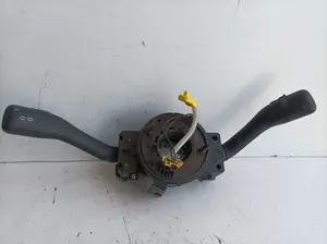 Foto de MANDO MULTIFUNCION VOLKSWAGEN NEW BEETLE BERLINA (9C1/1C1) 1.6  (101 CV / 74 KW) referencia 3KX01202002