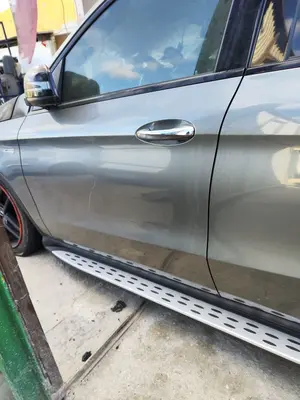 Foto de PUERTA DELANTERA IZQUIERDA MERCEDES-BENZ CLASE GLE (BM 292) COUPE 3.0 CAT (390 CV / 287 KW) referencia A2927200105