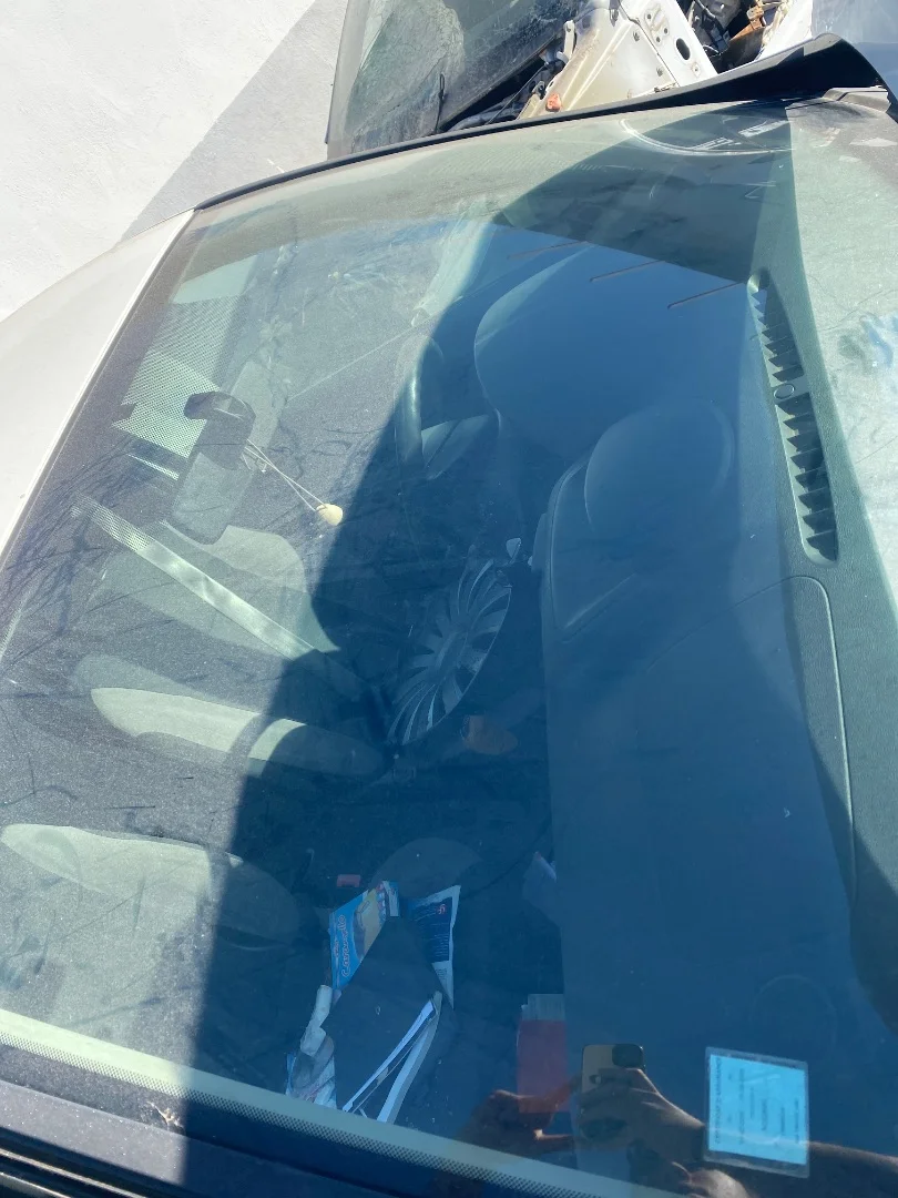 Foto de PARABRISAS RENAULT CLIO III 1.5 dCi Diesel (68 CV / 50 KW) referencia 727128844R