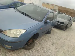 Foto de ALETA DELANTERA IZQUIERDA FORD FOCUS BERLINA (CAK) 1.8 TDDI Turbodiesel CAT (90 CV / 66 KW) referencia 1350732