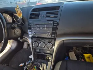 Foto de CALEFACCION ENTERA NORMAL MAZDA 6 BERLINA (GH) 2.2 Turbodiesel CAT (163 CV / 120 KW)