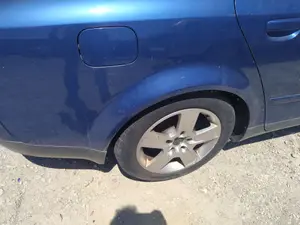 Foto de PASO RUEDA TRASERO DERECHO AUDI A4 BERLINA (8E) 2.5 V6 24V TDI (180 CV / 132 KW) referencia 8E0810172E