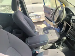 Foto de ASIENTO DELANTERO IZQUIERDO MERCEDES-BENZ CLASE A (BM 168) 1.7 CDI Diesel CAT (90 CV / 66 KW)