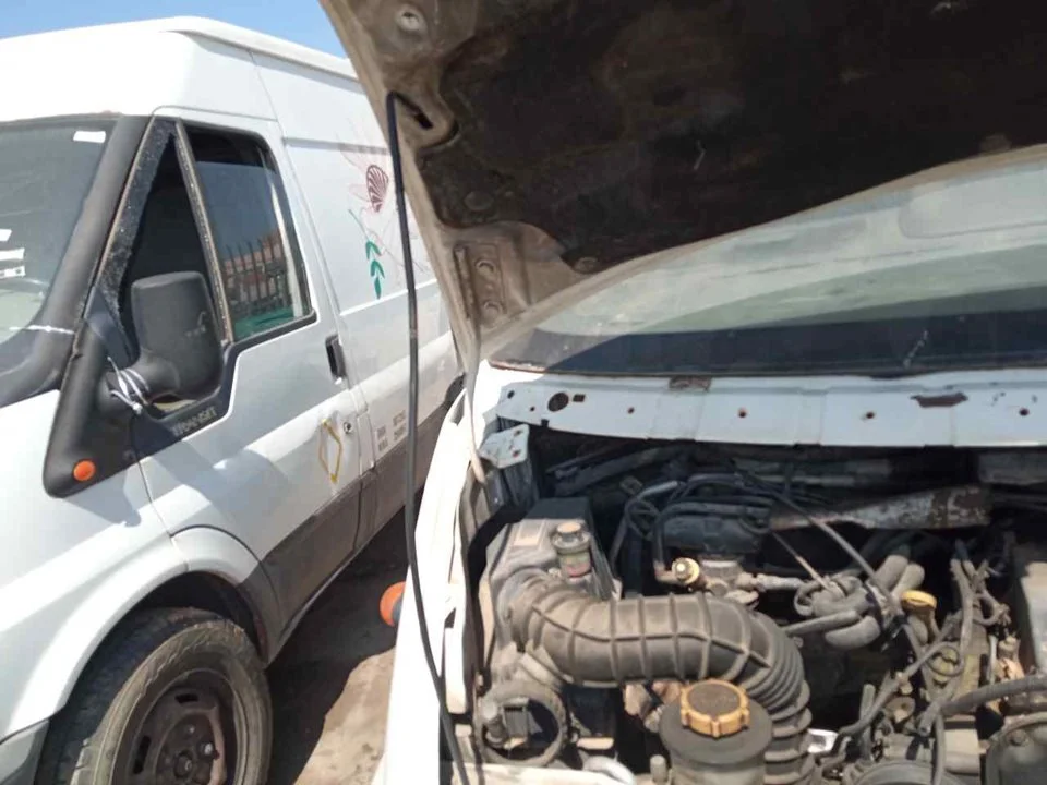 Foto de NO IDENTIFICADO FORD TRANSIT CAJA ABIERTA (FY) 2.4 TDE CAT (125 CV / 92 KW)