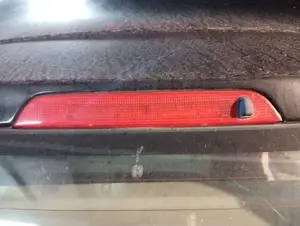 Foto de LUZ CENTRAL DE FRENO FORD FIESTA (CBK) 1.25 16V CAT (69 CV / 51 KW) referencia 1345495