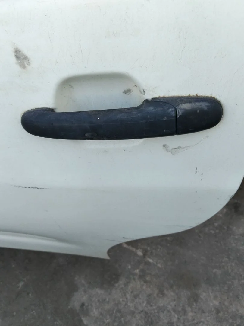 Foto de MANETA EXTERIOR TRASERA IZQUIERDA SEAT IBIZA (6K1) 1.9 TDI (90 CV / 66 KW) referencia 6K4839205B FKZ