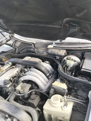 Foto de ARTICULACION LIMPIA DELANTERA MERCEDES-BENZ CLASE E (BM 210) BERLINA 2.9 Turbodiesel CAT (129 CV / 95 KW)