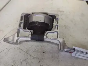 Foto de SOPORTE MOTOR FORD FOCUS BERLINA (CAP) 1.6 16V CAT (101 CV / 74 KW) referencia 247E0394