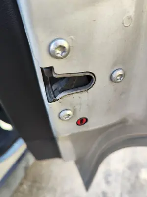 Foto de CERRADURA PUERTA TRASERA DERECHA OPEL ASTRA G BERLINA 1.7 16V DTI CAT (Y 17 DT / LR6) (75 CV / 55 KW) referencia 24414134