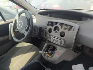Foto de CENTRALITA AIRBAG RENAULT SCENIC II (JM) 1.5 dCi Diesel (106 CV / 78 KW) referencia 7701069905