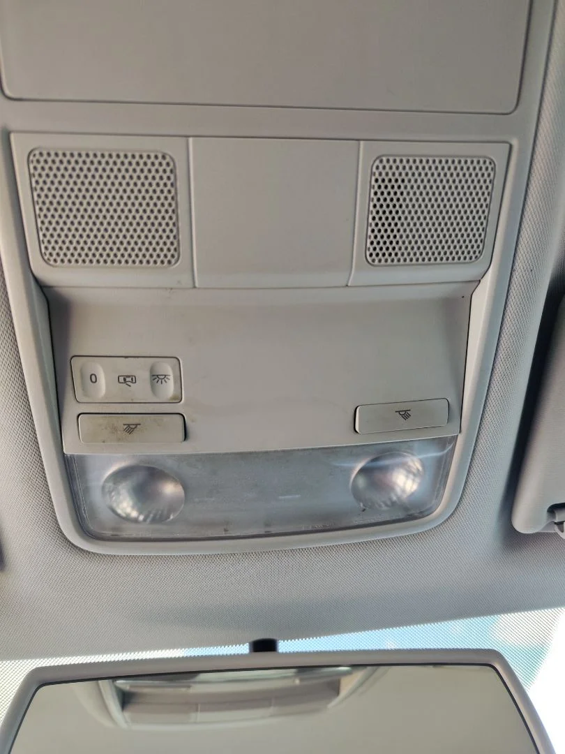 Foto de LUZ INTERIOR SKODA YETI (5L)(2009) 2.0 TDI (110 CV / 81 KW) referencia 1K0947105P Y20