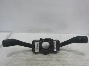 Foto de MANDO MULTIFUNCION SEAT TOLEDO (1M2) 1.9 TDI (90 CV / 66 KW) referencia 8L0953513G