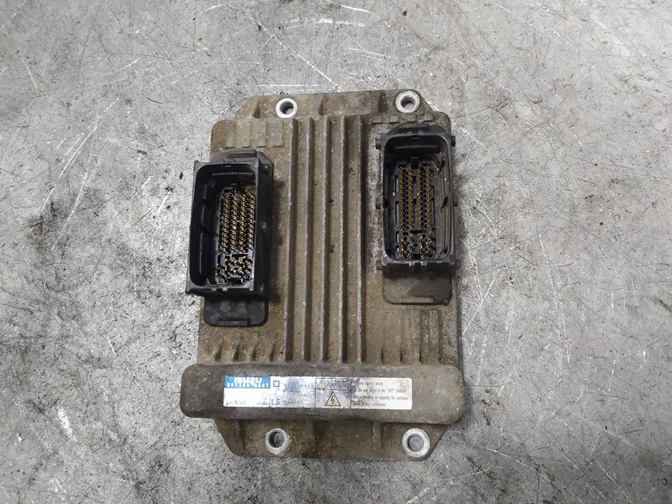 Foto de CENTRALITA MOTOR UCE OPEL MERIVA 1.7 16V DTI CAT (Y 17 DT / LR6) (75 CV / 55 KW) referencia 8973509487