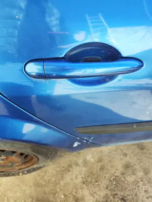 Foto de MANETA EXTERIOR TRASERA DERECHA RENAULT MEGANE II BERLINA 5P 1.5 dCi Diesel (101 CV / 74 KW) referencia 7701474437
