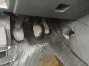 Foto de PEDAL FRENO CITROEN C4 BERLINA 1.6 16V CAT (NFU / TU5JP4) (109 CV / 80 KW) referencia 4501N1
