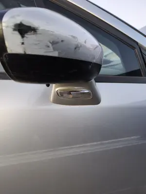Foto de RETROVISOR DERECHO CITROEN C4 BERLINA 1.6 16V HDi FAP (109 CV / 80 KW) foto 3