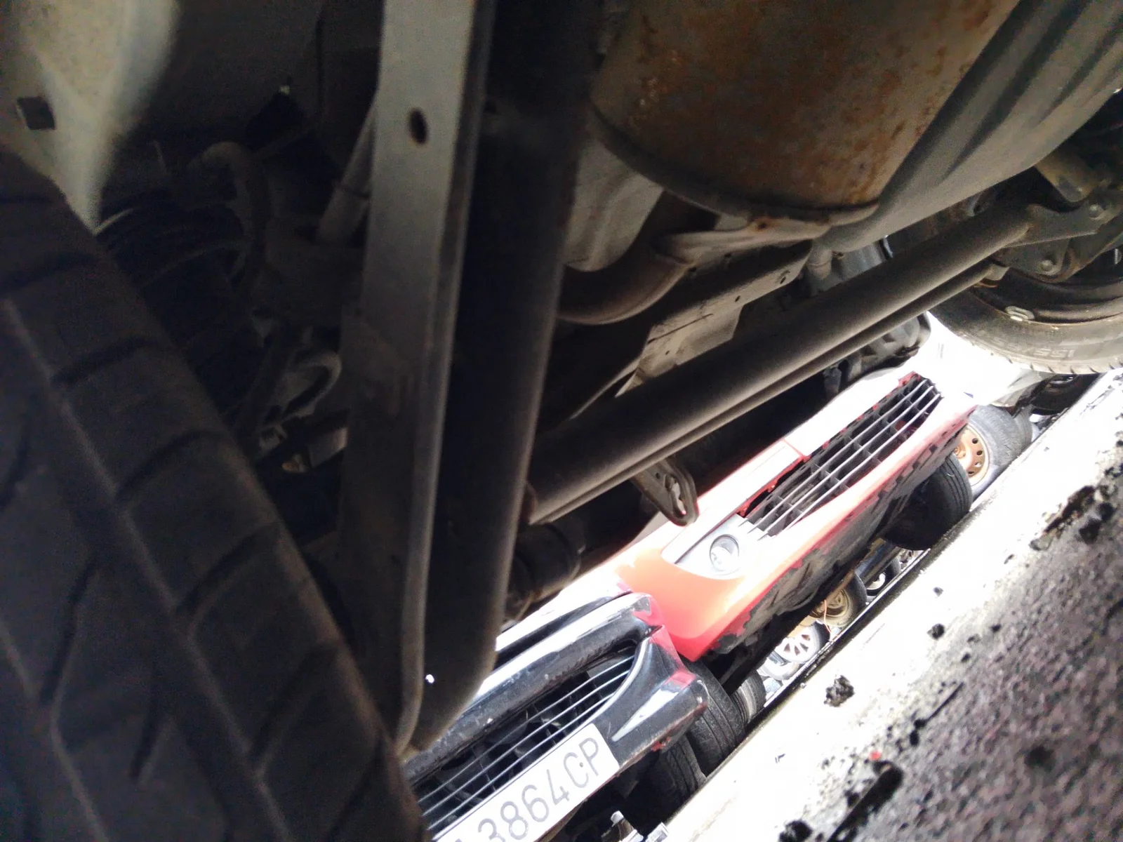 Foto de EJE TRASERO SUZUKI ALTO (AMF310) 1.0 12V CAT (68 CV / 50 KW) referencia 46510M68K50-000