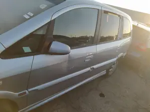 Foto de MANETA EXTERIOR TRASERA IZQUIERDA OPEL ZAFIRA A 2.0 DTI (101 CV / 74 KW) referencia 24443950