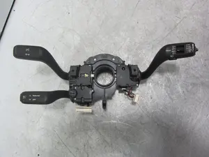Foto de MANDO MULTIFUNCION PORSCHE CAYENNE (TIPO 92A) referencia 95861307103