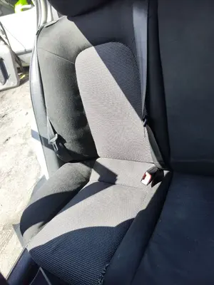 Foto de ASIENTOS TRASERO DERECHO SEAT LEON (1M1) 1.9 TDI (90 CV / 66 KW)