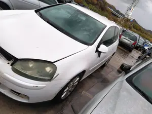 Foto de TRANSMISION DELANTERA IZQUIERDA VOLKSWAGEN GOLF V (1K1)(10.2003) 1.9 TDI (105 CV / 77 KW) referencia 1K0407271LB