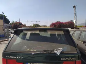 Foto de CERRADURA MALETERO / PORTON SSANGYONG MUSSO 2.9 Turbodiesel CAT (120 CV / 88 KW)