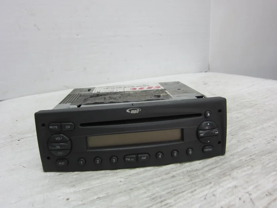 Foto de SISTEMA AUDIO / RADIO CD PEUGEOT BOXER (333/335) FURGÓN TECHO ELEVADO BAT.4035MM 3.0 HDI FAP CAT (146 CV / 107 KW) referencia 7648583316