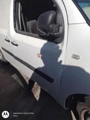 Foto de PUERTA DELANTERA DERECHA RENAULT KANGOO II (F/KW0) 1.5 dCi Diesel FAP (90 CV / 66 KW) referencia 801004234R