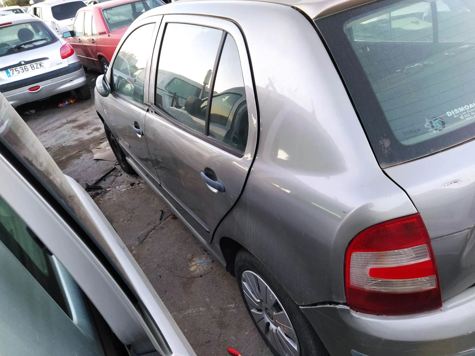 Foto de BIELETA ESTABILIZADORA TRASERA IZQUIERDA SKODA FABIA (6Y2/6Y3) 1.4 TDI (69 CV / 51 KW) referencia 6Q0611019Q