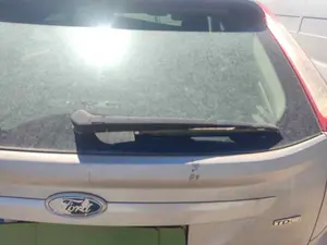 Foto de MOTOR LIMPIA TRASERO FORD FOCUS II '0 II (1.6 (90 CV / 66 KW) diesel) referencia 0390201875 foto 1