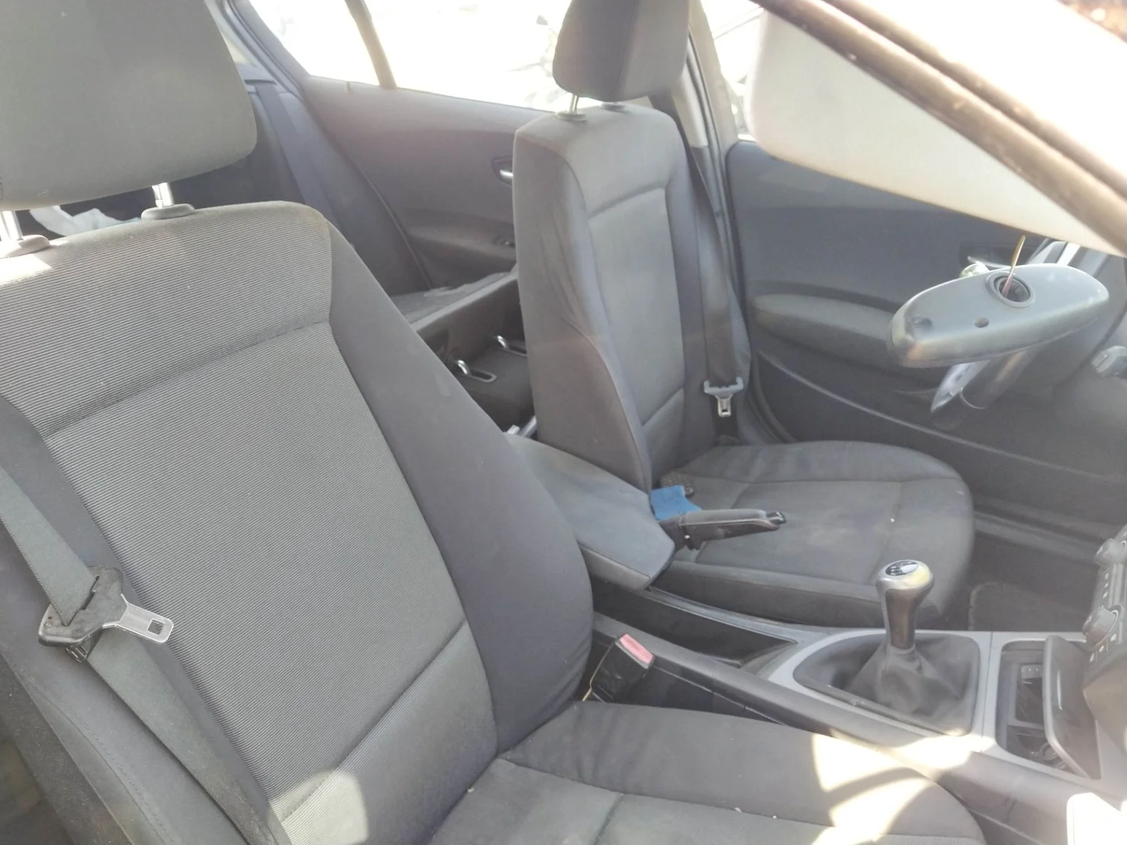 Foto de CINTURON SEGURIDAD DELANTERO DERECHO BMW SERIE 1 BERLINA (E81/E87) 2.0 16V Diesel CAT (122 CV / 90 KW)