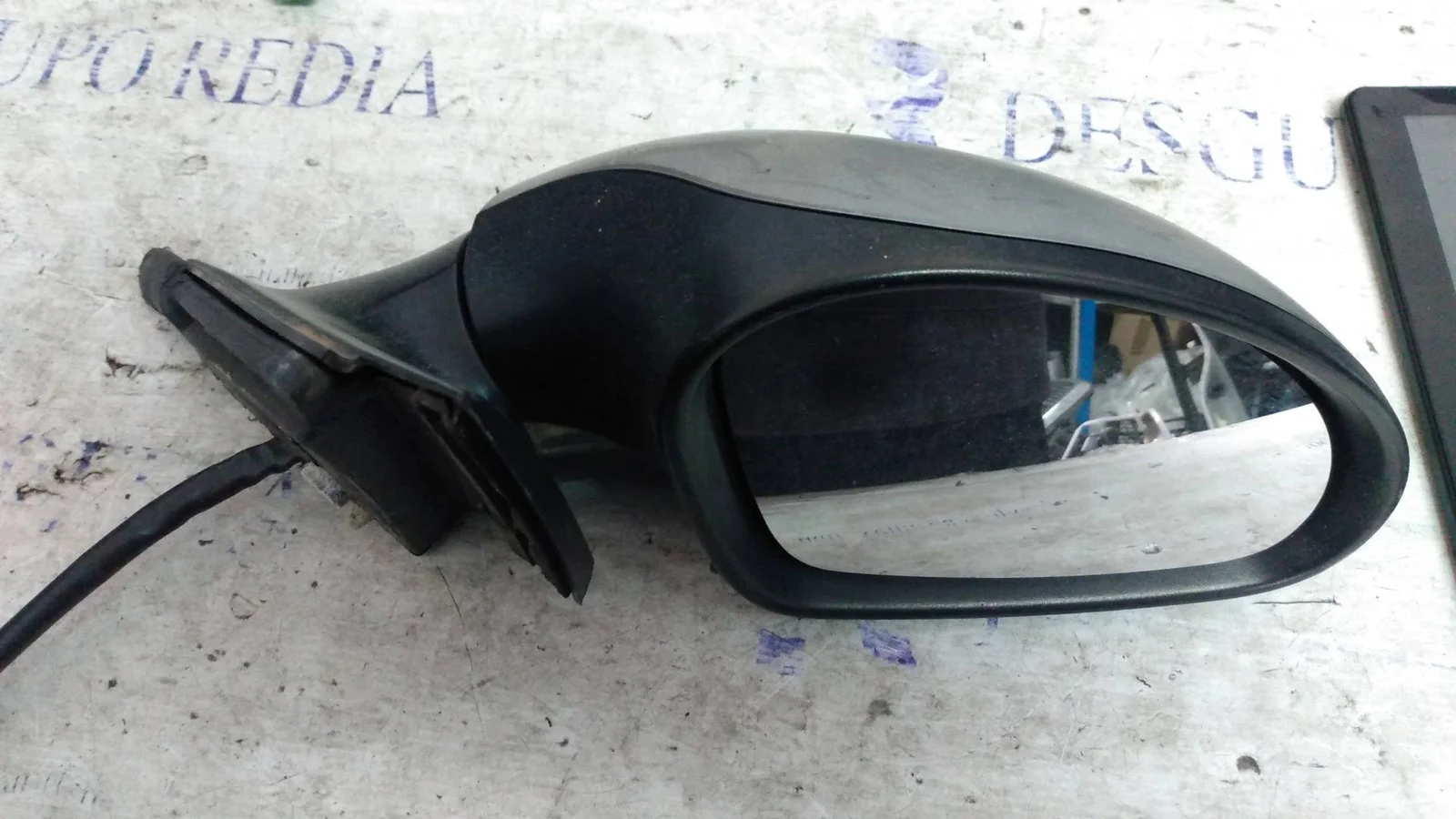 Foto de RETROVISOR DERECHO SEAT IBIZA (6L1) 1.4 16V (75 CV / 55 KW) referencia 876048