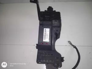Foto de CAJA RELES / FUSIBLES VOLVO S80 BERLINA 2.5 Turbodiesel (140 CV / 103 KW) referencia 9168986 foto 7