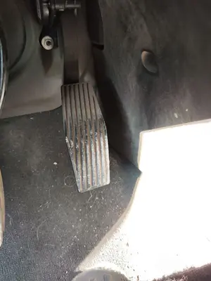 Foto de POTENCIOMETRO PEDAL OPEL VECTRA C BERLINA 1.9 CDTI (120 CV / 88 KW)