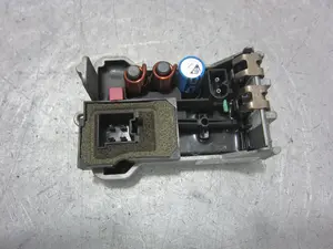 Foto de RESISTENCIA CALEFACCION MERCEDES-BENZ CLS (BM 219) 5.0 V8 24V CAT (306 CV / 225 KW) referencia A2308210251