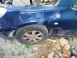 Foto de ALETA DELANTERA IZQUIERDA PEUGEOT 307 (S1)(04.2001) 1.6 16V CAT (109 CV / 80 KW) referencia 7840K8