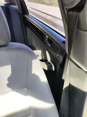 Foto de CINTURON SEGURIDAD DELANTERO IZQUIERDO AUDI A6 BERLINA (4B2) 2.4 V6 30V (165 CV / 121 KW) referencia 4B0857705A FKZ