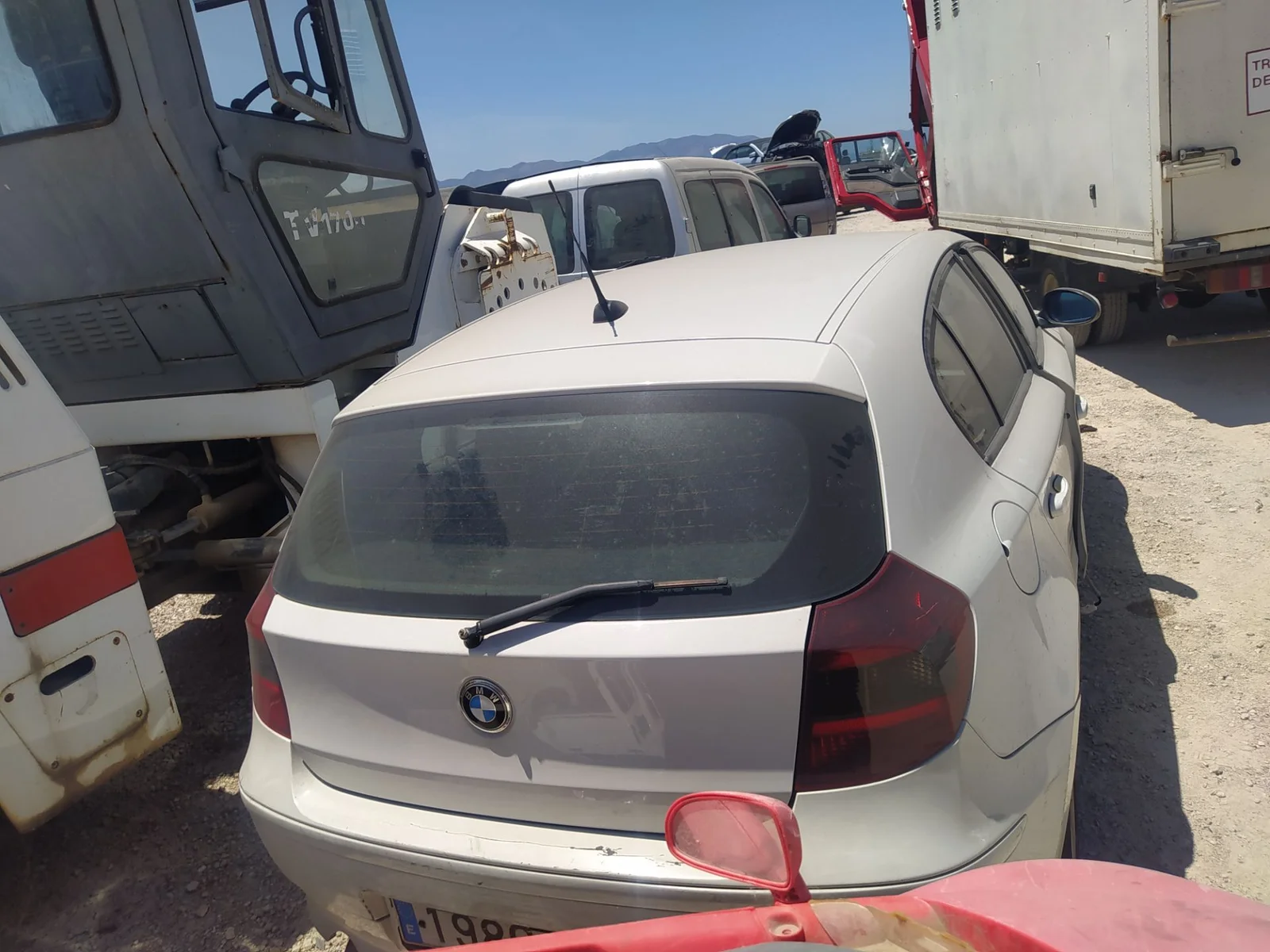 Foto de PORTON TRASERO BMW SERIE 1 BERLINA (E81/E87) 2.0 16V Diesel CAT (122 CV / 90 KW) referencia 41627133898