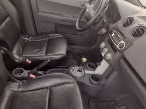 Foto de ENGANCHE CINTURON DELANTERO DERECHO MITSUBISHI COLT CZ3 BERL. 5 (Z30A) 1.5 DI-D CAT (95 CV / 70 KW)