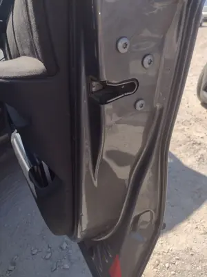 Foto de CERRADURA PUERTA DELANTERA DERECHA BMW SERIE X5 (E53) 3.0 Turbodiesel CAT (218 CV / 160 KW) referencia 51218402540