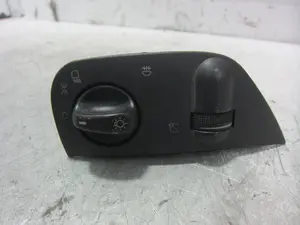 Foto de MANDO LUCES SEAT IBIZA (6K1) 1.4 16V (101 CV / 74 KW) referencia 6K1941531