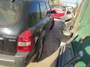 Foto de MANETA EXTERIOR TRASERA DERECHA HYUNDAI TUCSON (JM) 2.0 CRDi CAT (113 CV / 83 KW) referencia 83660-2E000