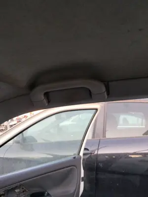 Foto de ASIDERO TECHO DELANTERO DERECHO SEAT IBIZA (6K1) 1.9 TDI (90 CV / 66 KW) referencia 6K0857607F FKZ