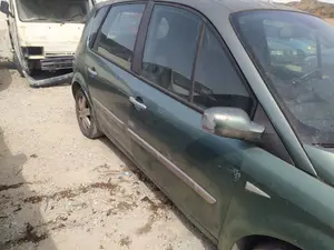 Foto de MANETA EXTERIOR DELANTERA DERECHA RENAULT SCENIC II (JM) 1.5 dCi Diesel (101 CV / 74 KW) referencia 7701474997