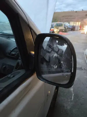 Foto de RETROVISOR DERECHO MERCEDES-BENZ VITO FURGÓN (639) 2.1 CDI CAT (109 CV / 80 KW) referencia A6398100216