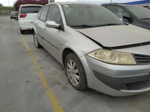 Foto de PUENTE DELANTERO RENAULT MEGANE II CLASSIC BERLINA 1.6 16V (112 CV / 82 KW) referencia 8200742904