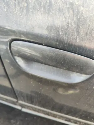 Foto de MANETA EXTERIOR DELANTERA DERECHA AUDI A6 BERLINA (4B2) 2.5 V6 24V TDI (180 CV / 132 KW) referencia 4B2837208  FKZ