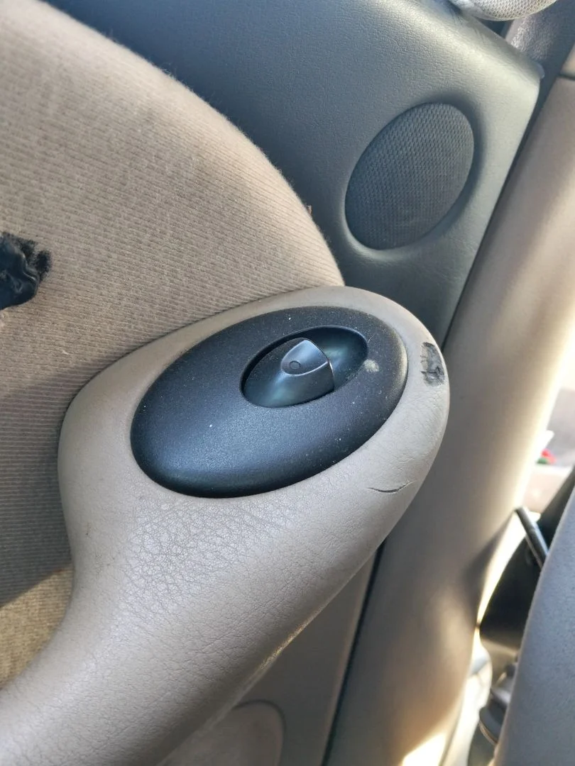 Foto de MANDO ELEVALUNAS TRASERO IZQUIERDO MG ROVER ROVER 75 (RJ) 2.0 16V CDT (116 CV / 85 KW)
